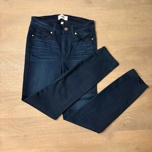 Paige Hoxton Ultra Skinny Jeans. 26.